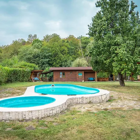 за гости петя село орешак Hébergement de vacances